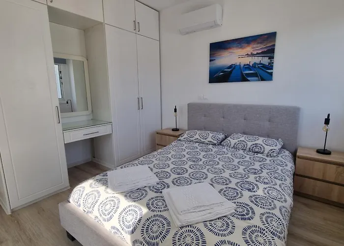 別荘 Nerina Luxury 01