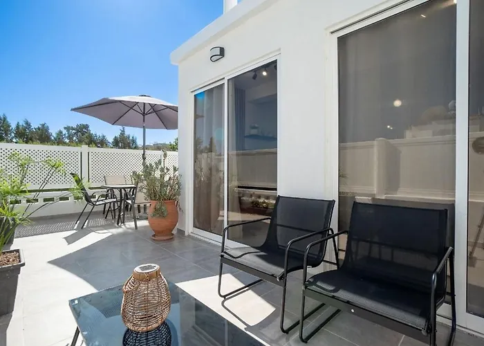 펜션 Nerina Luxury 01