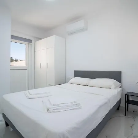 Дом отдыха Nerina Luxury 01 Пафос