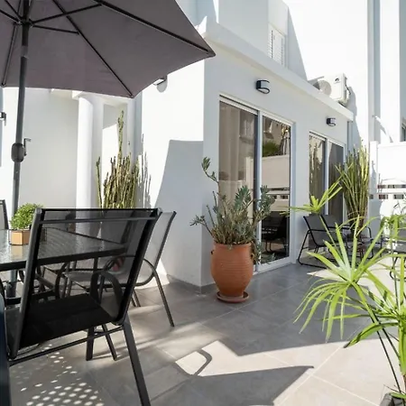 Nerina Luxury 01 בית נופש פאפוס