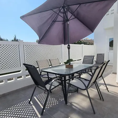 בית נופש Nerina Luxury 01 פאפוס