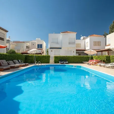 Nerina Luxury 01 Semesterbostad Paphos